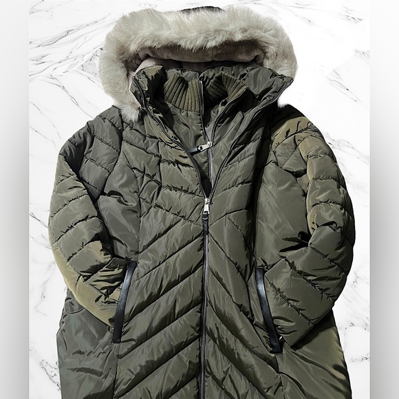 DKNY Women's Faux-Fur-Trim Hooded Puffer Coat Green XXL - Picture 4 of 8